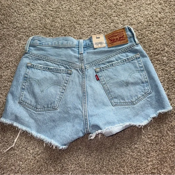 SOLD | NWT! Levi's - 501 Light Blue Ripped Denim Shorts - 27 - Picture 2 of 2